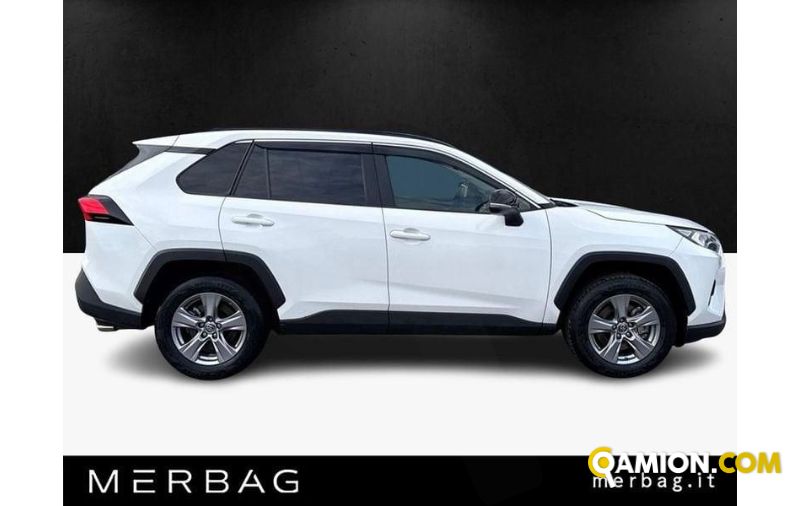 Toyota RAV4 2.5 HV (218CV) E-CVT 2WD Active | Automobile Altro | Merbag S.p.A.