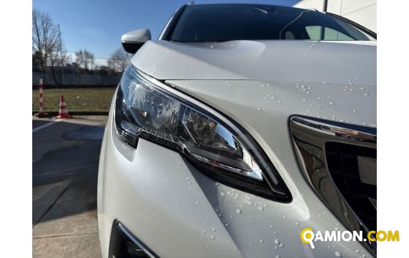 Peugeot 5008 5008 1.5 bluehdi Business s&s 130cv 7p.ti eat8 my21 | Leggero Furgone <= 35 q.li Altro | Merbag S.p.A.