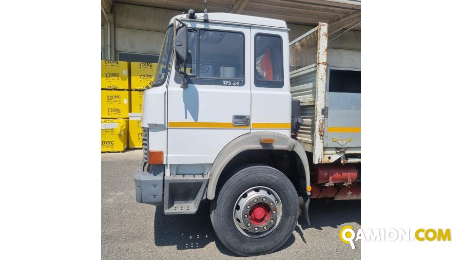 Iveco 175 175