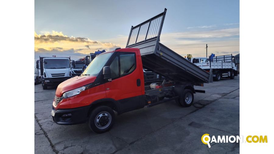 Iveco DAILY 35C12 - RIBALTABILE DAILY 35C12 - RIBALTABILE | PROCIDAMACCHINE S.R.L.