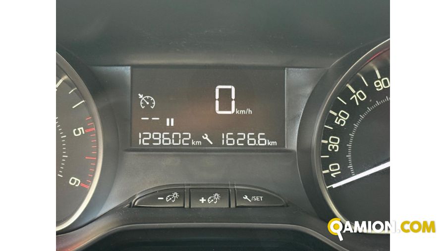 Peugeot 208 208 | MT AUTOCARRI SRL