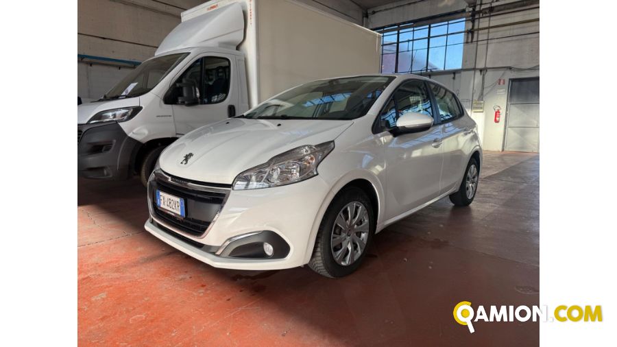 Peugeot 208 208 | MT AUTOCARRI SRL