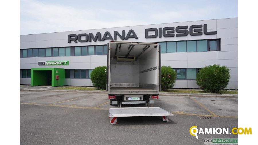 Iveco 65C14 G CABINATO | Leggero Cabinato > 35 q.li Isotermico con gruppo frigo e sponda | ROMANA DIESEL SPA