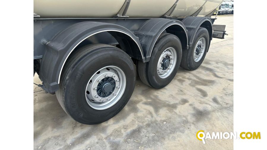 Menci SEMIRIMORCHIO SEMIRIMORCHIO