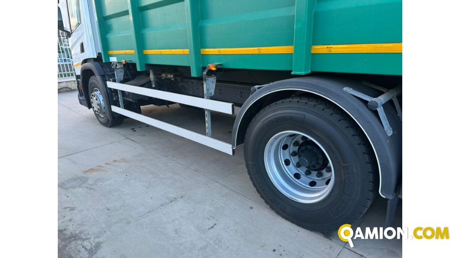 Scania P SERIES p320