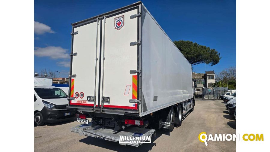 Renault T HIGH t high | Millenium Car