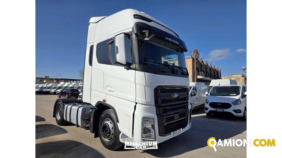 Ford FMAX 500 WHITE PACK MEG CAB FMAX 500 WHITE PACK MEG CAB | Millenium Car