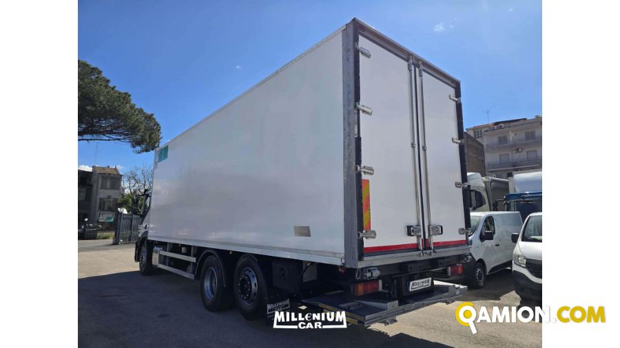Iveco Stralis AT260S36 Stralis AT260S36 | Millenium Car