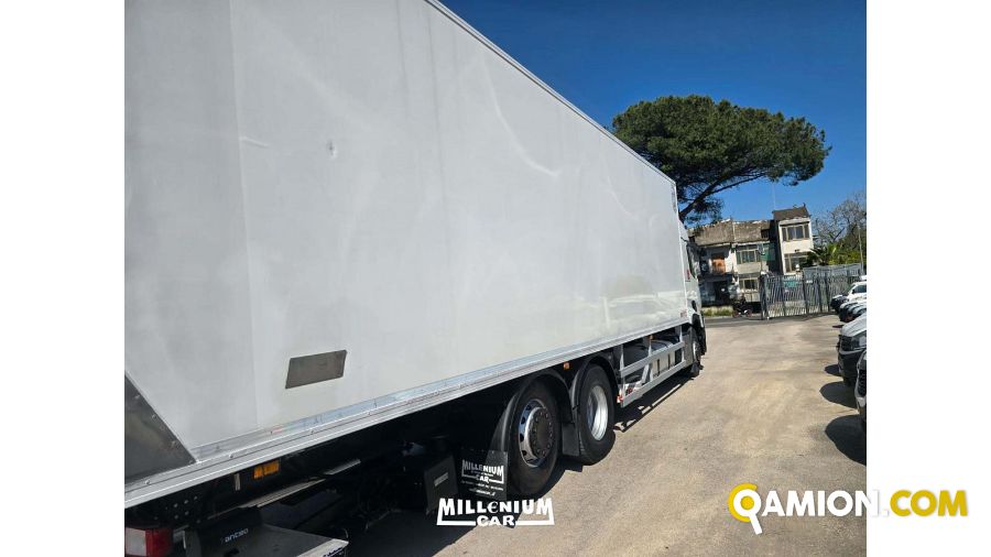 Renault T HIGH t high | Millenium Car