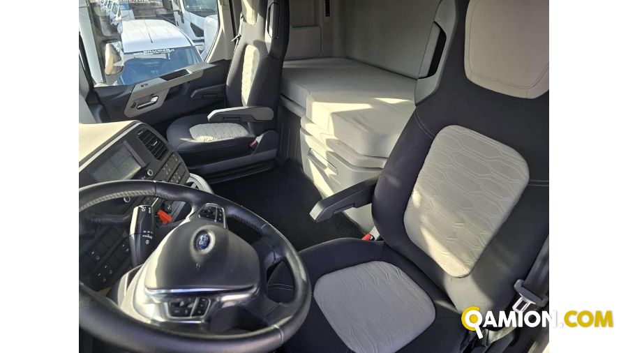 Ford FMAX trattore FMAX trattore | Millenium Car