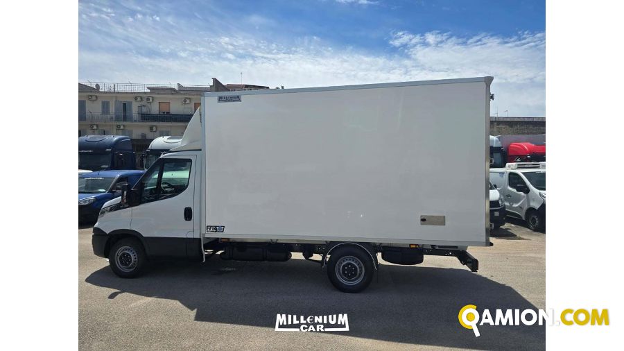 Iveco 35C18 FURGONE ISOTERMICON CON FRIGO 35C18 FURGONE ISOTERMICON CON FRIGO | Millenium Car