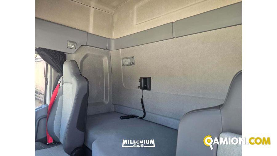 Renault T HIGH t high | Millenium Car