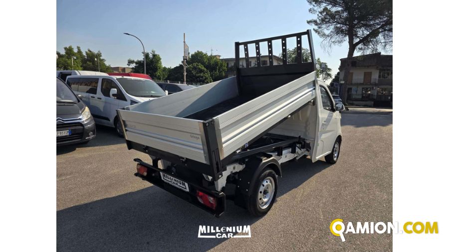 Piaggio PIAGGIO PIAGGIO | Millenium Car