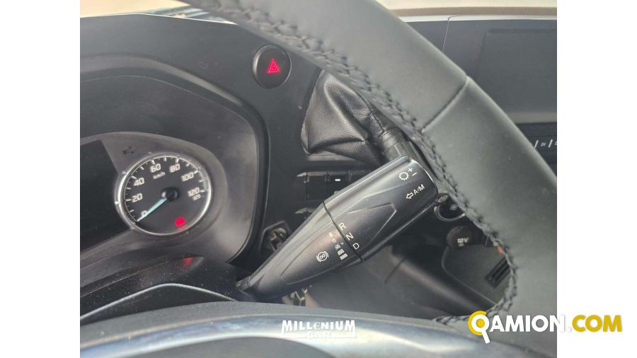 Ford FMAX 500 WHITE PACK MEG CAB FMAX 500 WHITE PACK MEG CAB | Millenium Car