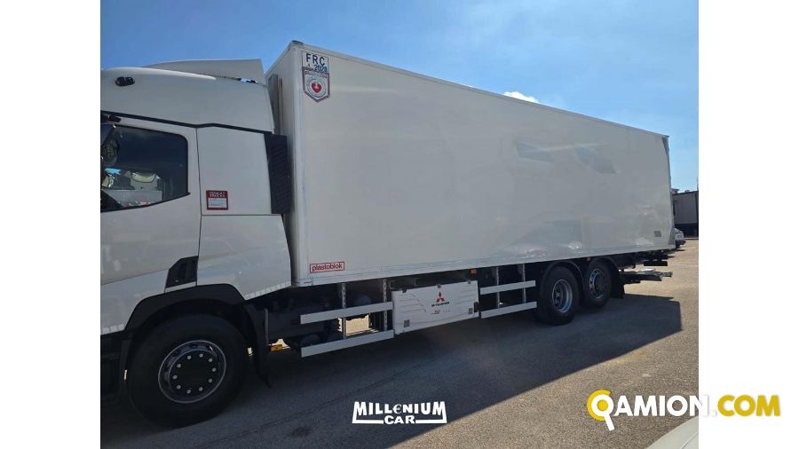 Renault T HIGH t high | Millenium Car