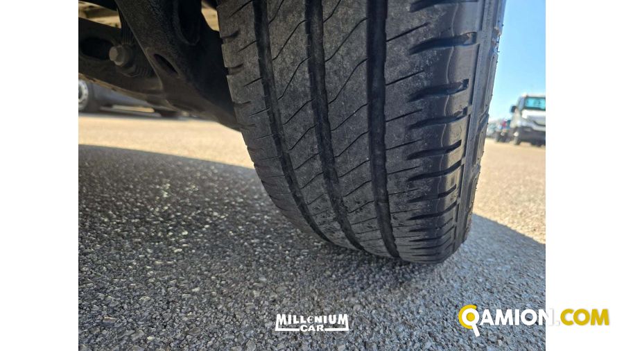 Opel VIVARO VIVARO | Millenium Car