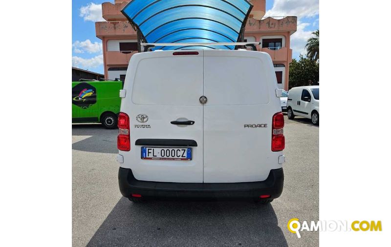 Toyota PROACE proace