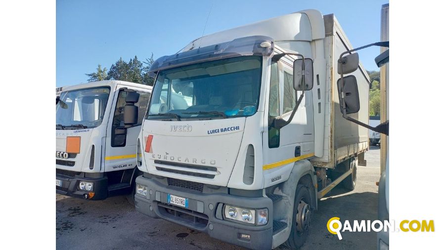 IVECO** 120E28 | Medi  da 36 a 150 q.li Centina | Luigi Bacchi IVECO