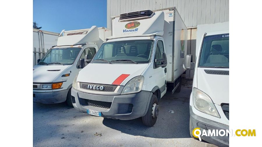 IVECO** 65C18 | Medi  da 36 a 150 q.li Altro | Luigi Bacchi IVECO