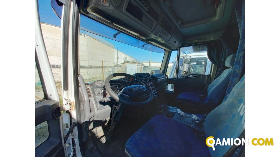 IVECO** 120E28 | Medi  da 36 a 150 q.li Centina | Luigi Bacchi IVECO